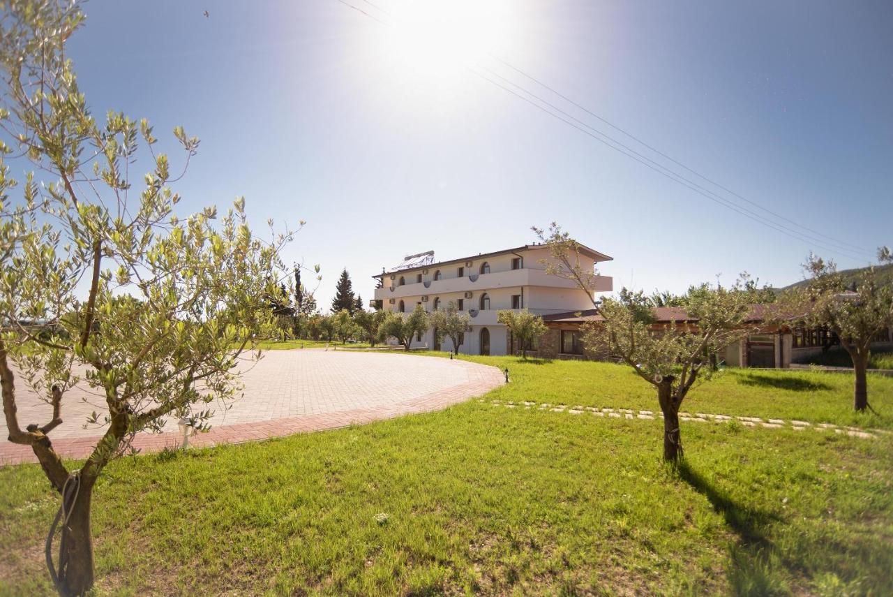 Hotel San Pietro Martin Fushe-Drac 외부 사진